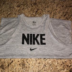 WORKOUT: Grey Nike Logo Tank L